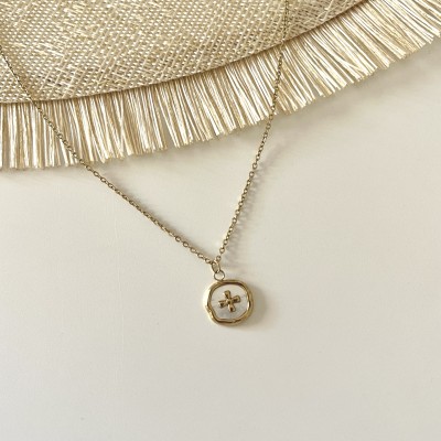 COLLANA CROCETTA MADREPERLA