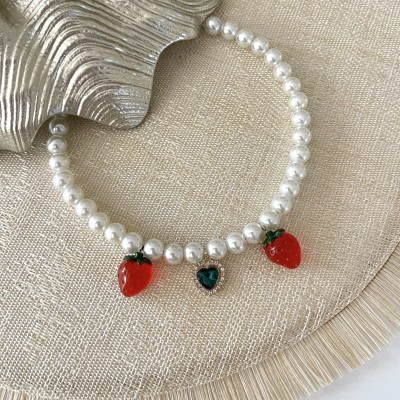 COLLANA PERLE E FRAGOLINE