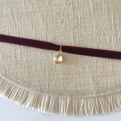 CHOKER CON PIETRA PENDENTE
